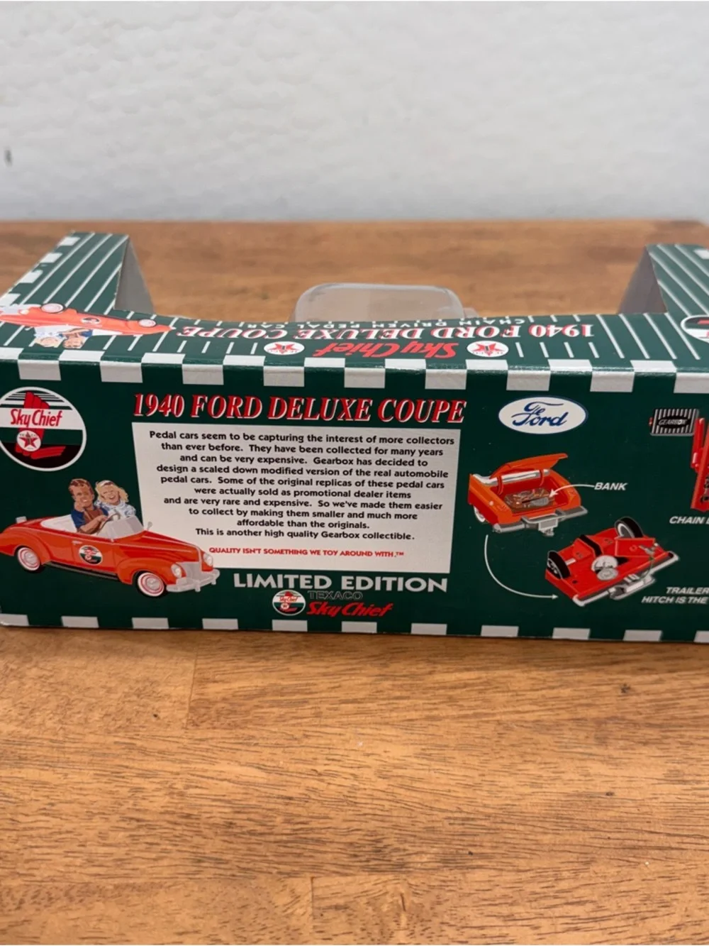 Texaco gearbox red